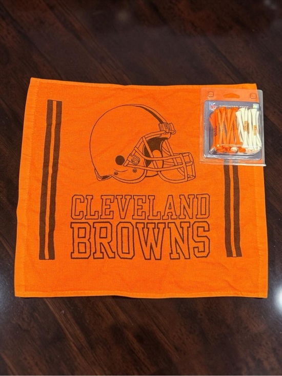 NFL Other - Cleveland Browns Golf Towel and Golf Tees